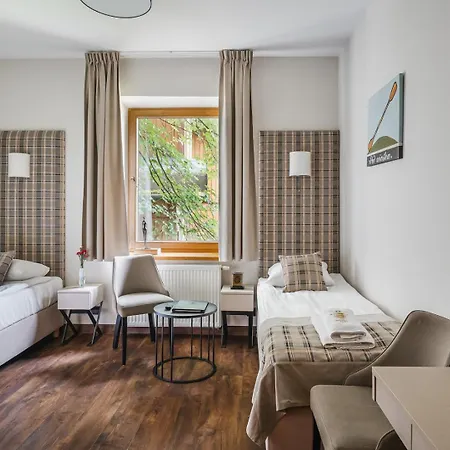 Batory Hotel 3*